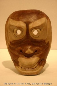 Nyirih-Batu mask (courtesy of Dr. Faridah Mohd Noor)