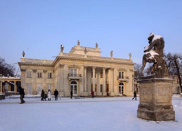 Example of Linked Heritage data now available in Europeana. Łazienki Królewskie (Royal Baths) in Warsaw, Palace on the Water, one of the most outstanding Neoclassical palaces in Poland, built in 1770 and commissioned by King Stanisław August Poniatowski. From project partner ICIMSS, Poland.