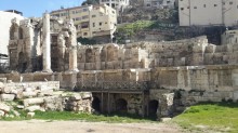 The Nimphaeum in the middle of Amman